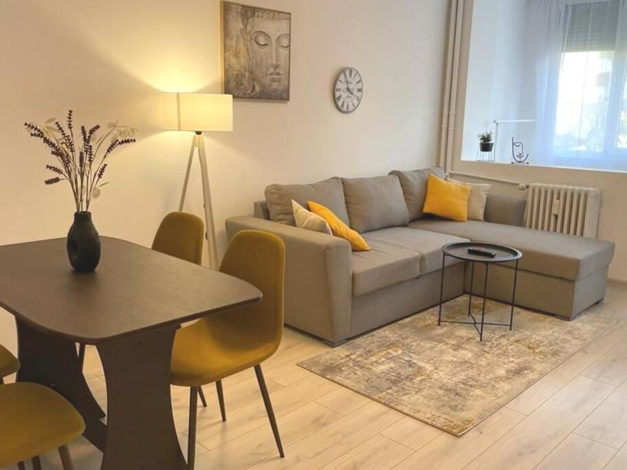 Mav Bucharest Apartment Exterior foto